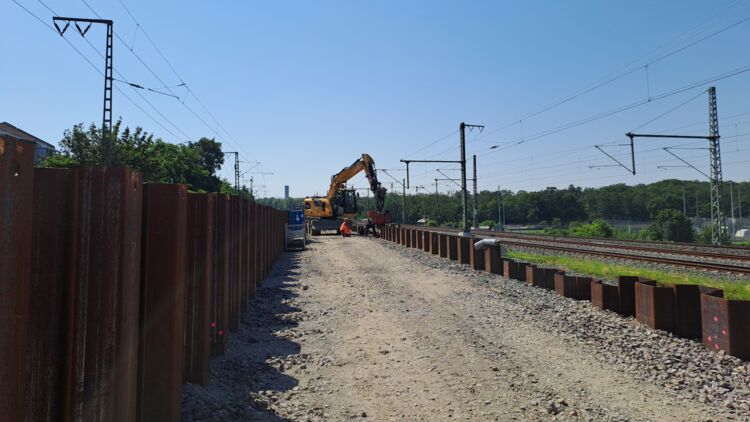 Blick entlang der neuen Position für die Forsthausrampe Richtung Stadion.(Foto: DB InfraGO)