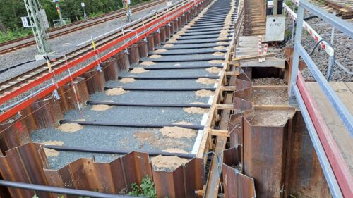 Die neue Forsthausrampe nimmt weiter Form an (September 2024). (Foto: DB InfraGO AG)