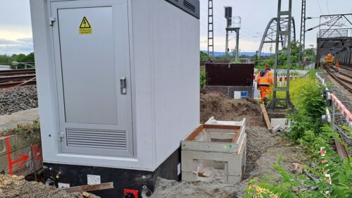 Mai 2024: Die neue Weichenheizstation steht. (DB InfraGO/Claudius Lau)